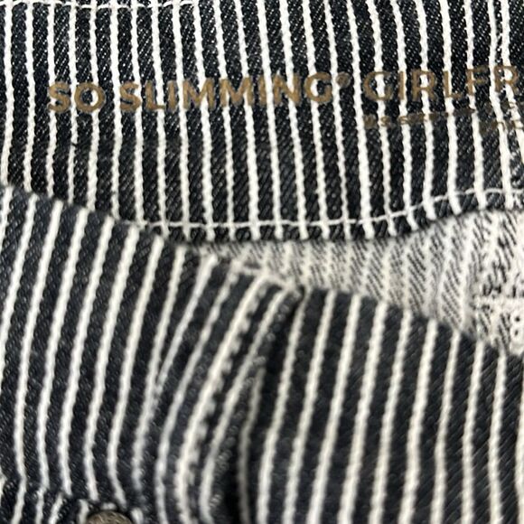 Chico's Jeans Size 1 (8) Boyfriend Railroad Striped - Picture 13 of 16